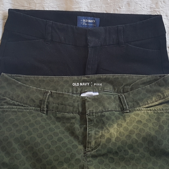2 pairs! Old Navy mid-rise ankle pixie pants - Picture 2 of 2